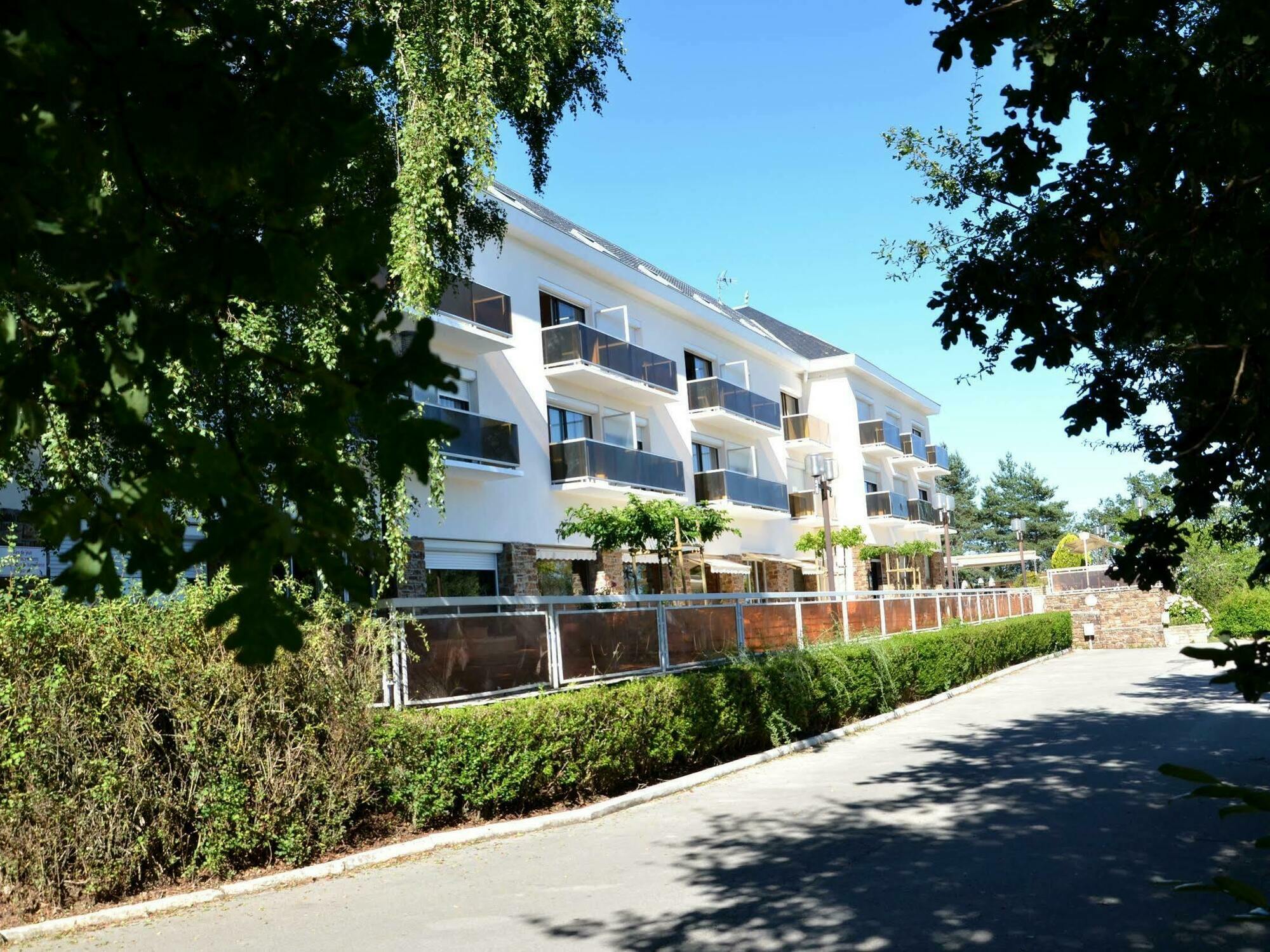 Authentic By Balladins - Rodez / Le Segala Baraqueville Exterior foto